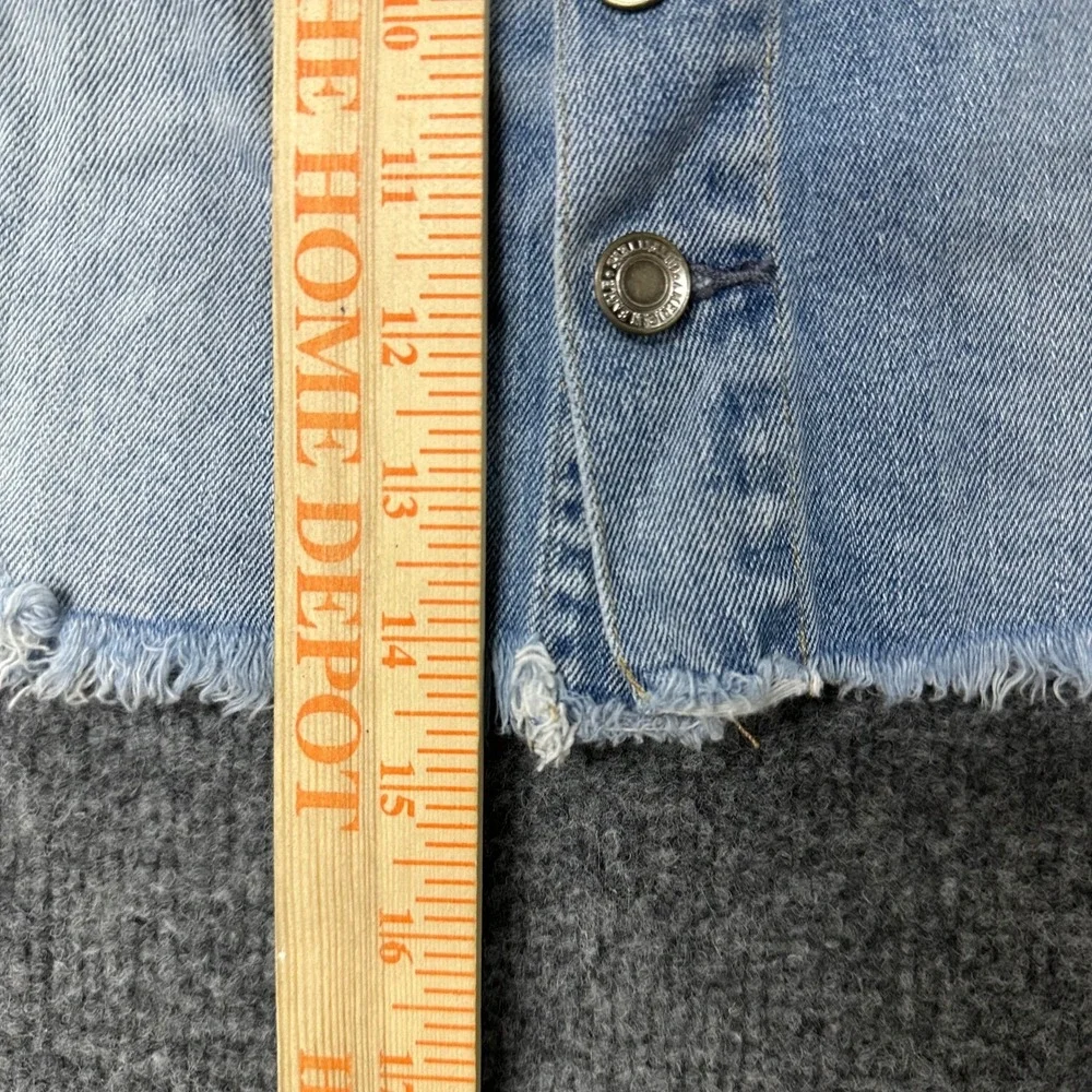 American Eagle Skirt Womens Size 2 Light Wash Denim Distressed Button Fly Mini